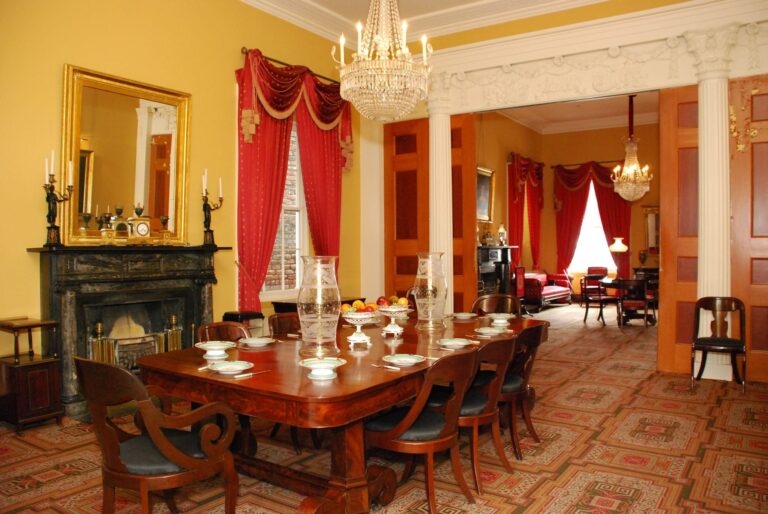 Hermann-Grima House dining room