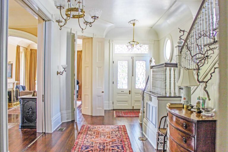 The Trufant House interior